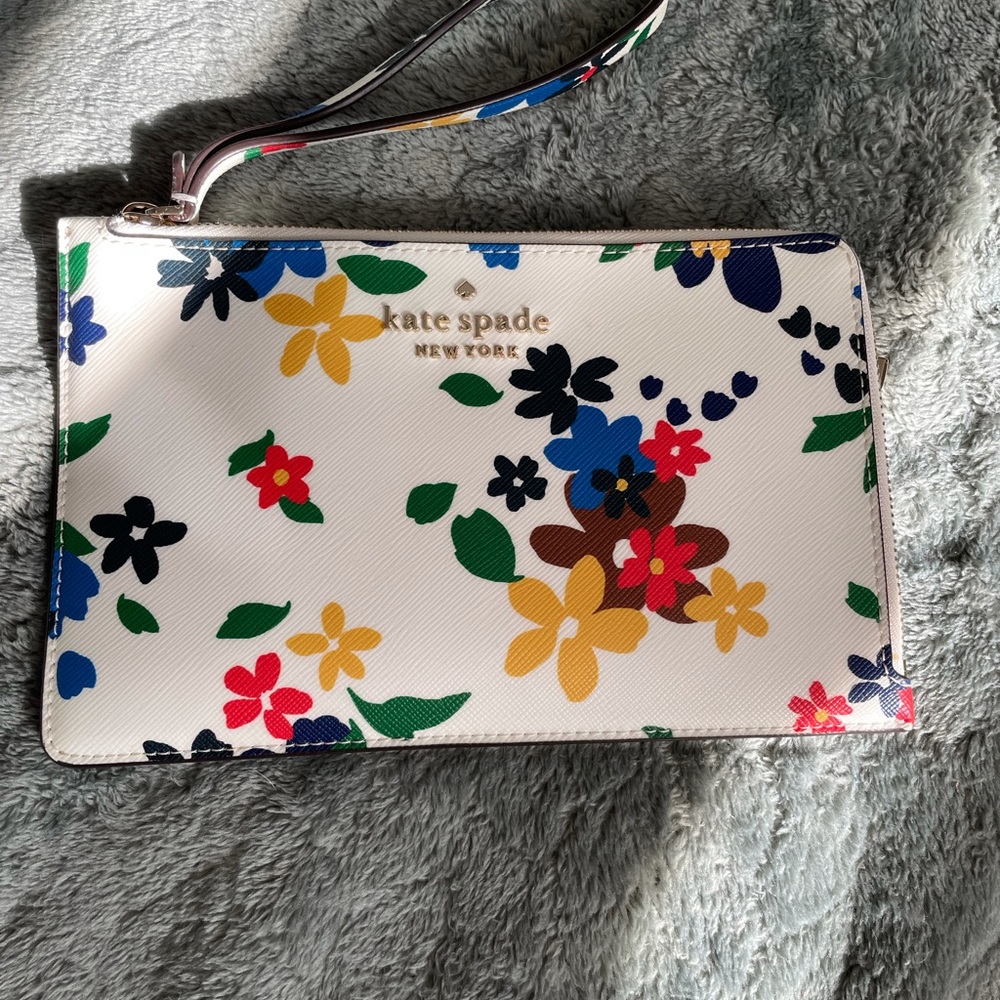 Kate Spade wristlet